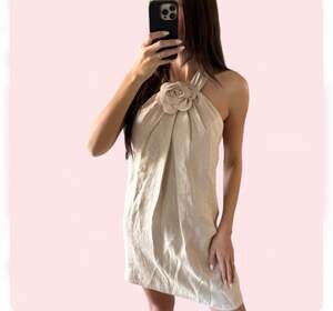 Alexia Admor beige flower Halter Dress Size medium